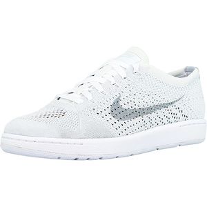 Nike Women’s Tennis Classic Ultra Flyknit